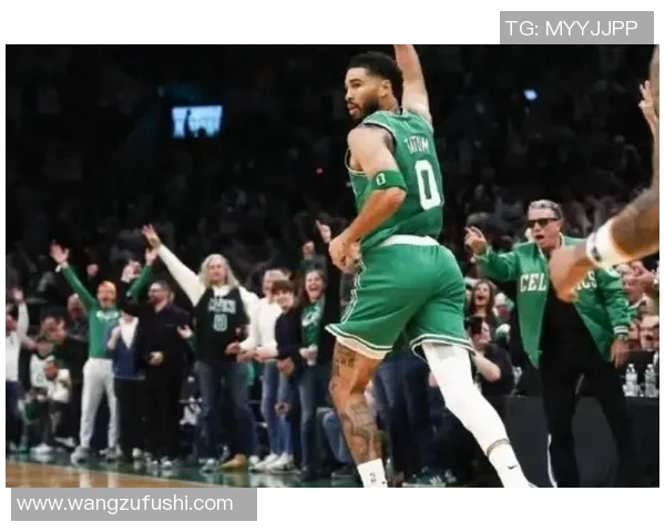 昔日恩怨再燃 塔图姆与老队友激烈对决再现赛场争锋 昔日恩怨再燃 塔图姆与老队友激烈对决再现赛场争锋